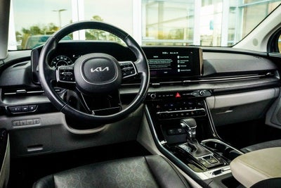 2023 Kia Carnival SX