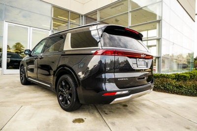 2023 Kia Carnival SX