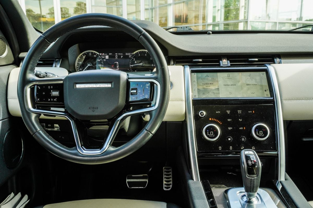 2023 Land Rover Discovery Sport SE R-Dynamic