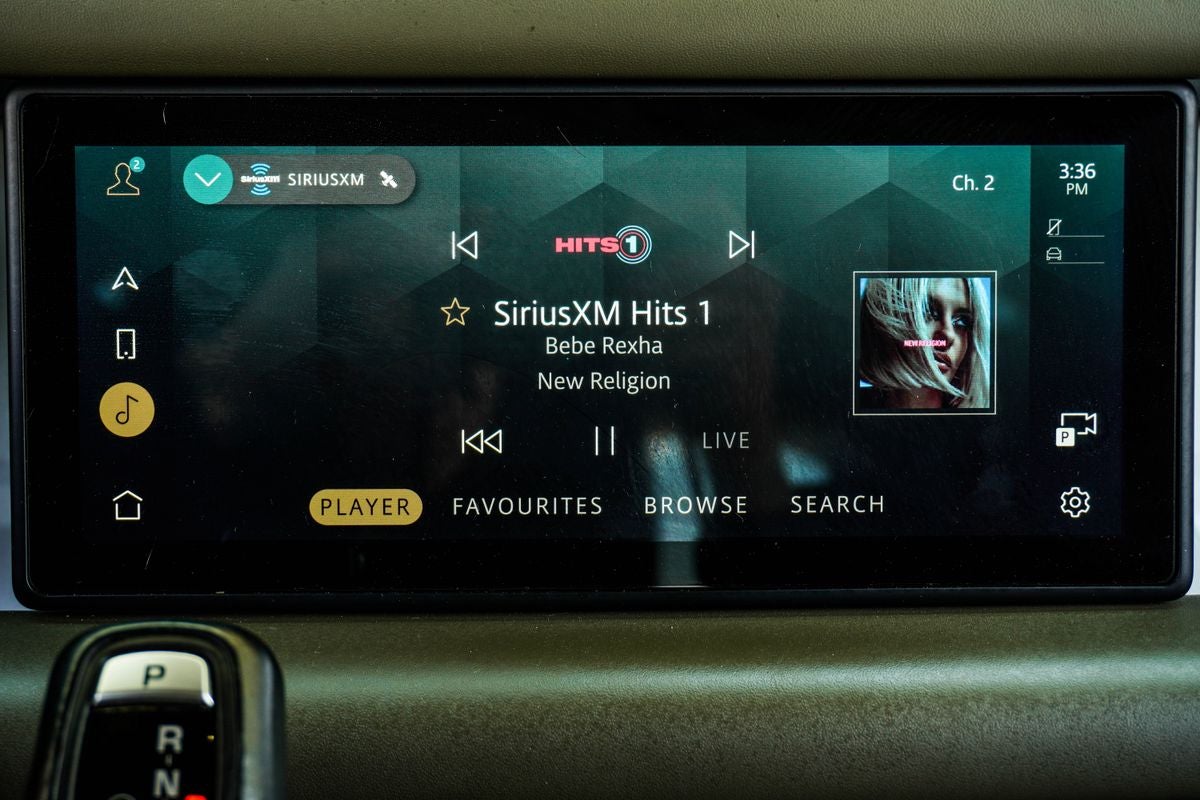 2021 Land Rover Defender 110 X-Dynamic HSE