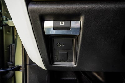 2021 Land Rover Defender 110 X-Dynamic HSE