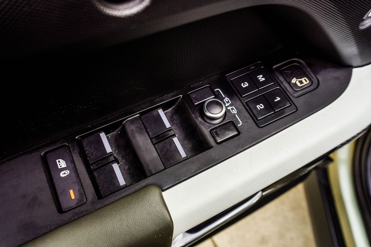 2021 Land Rover Defender 110 X-Dynamic HSE