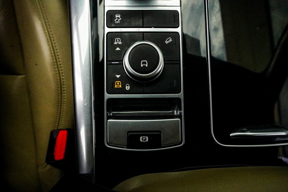 2022 Land Rover Range Rover Sport HSE Silver Edition