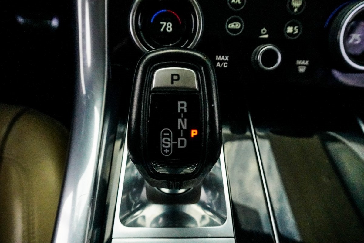 2022 Land Rover Range Rover Sport HSE Silver Edition