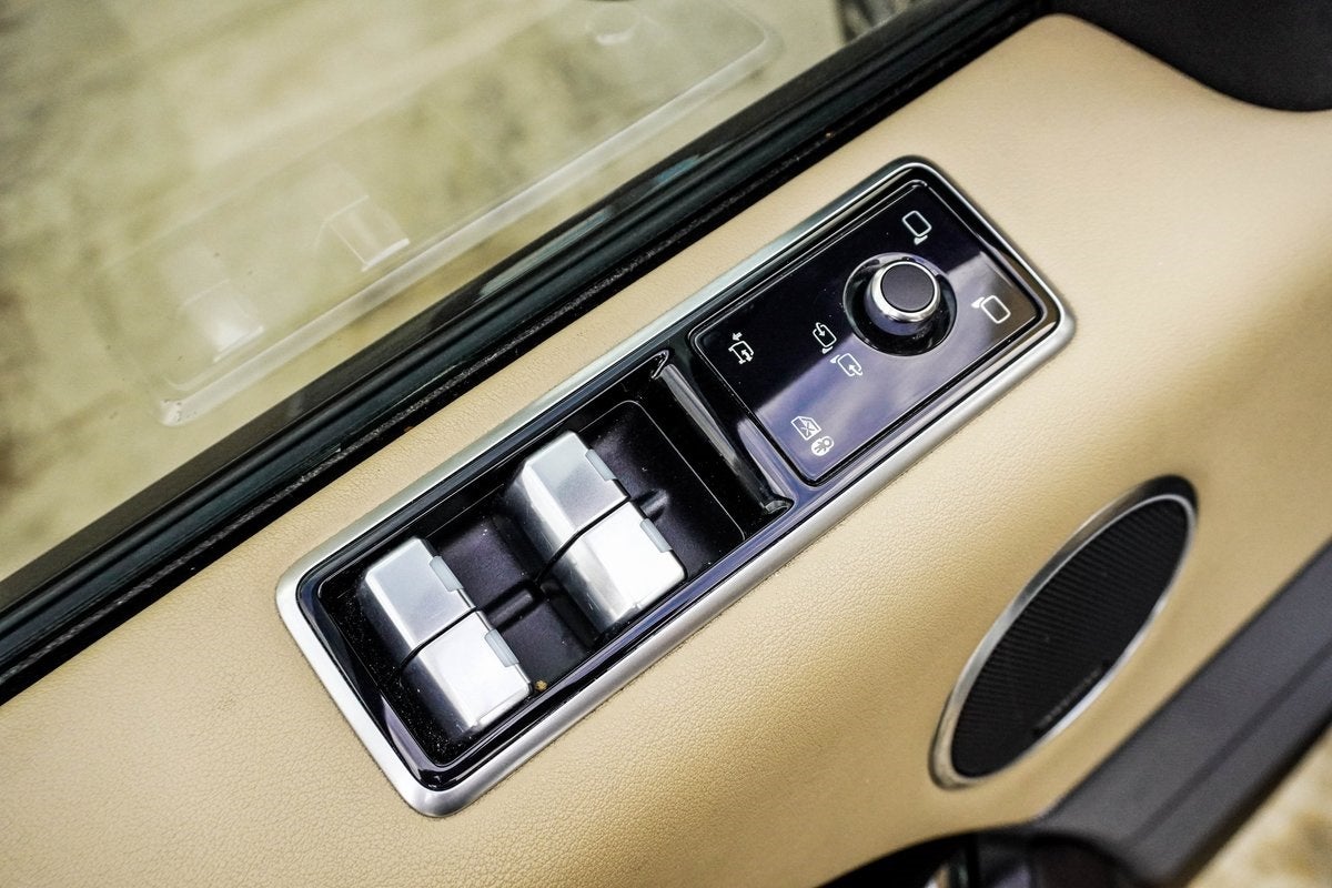 2022 Land Rover Range Rover Sport HSE Silver Edition