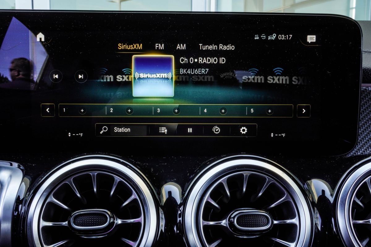 2022 Mercedes-Benz GLB GLB 250