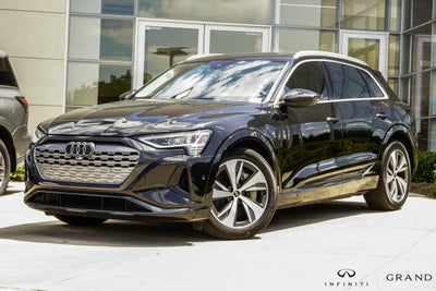 2024 Audi Q8 e-tron Premium Plus quattro