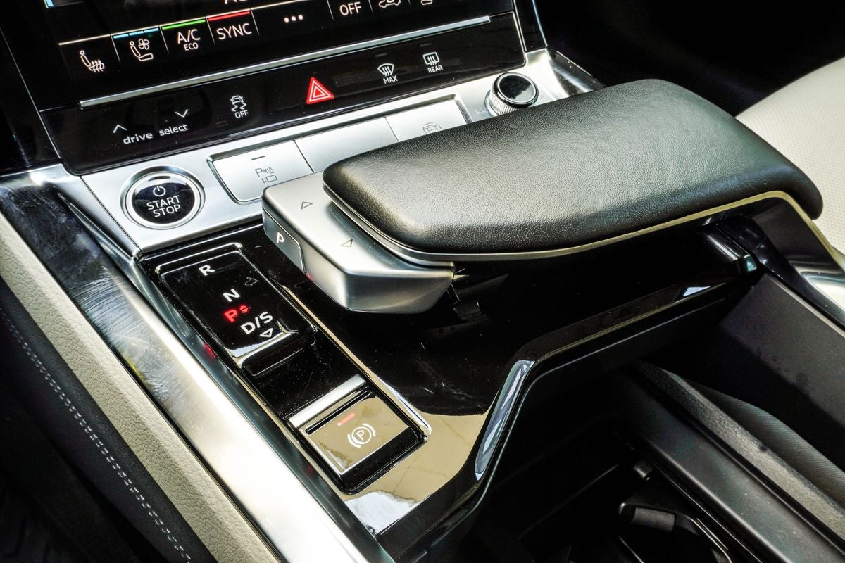 2024 Audi Q8 e-tron Premium Plus quattro