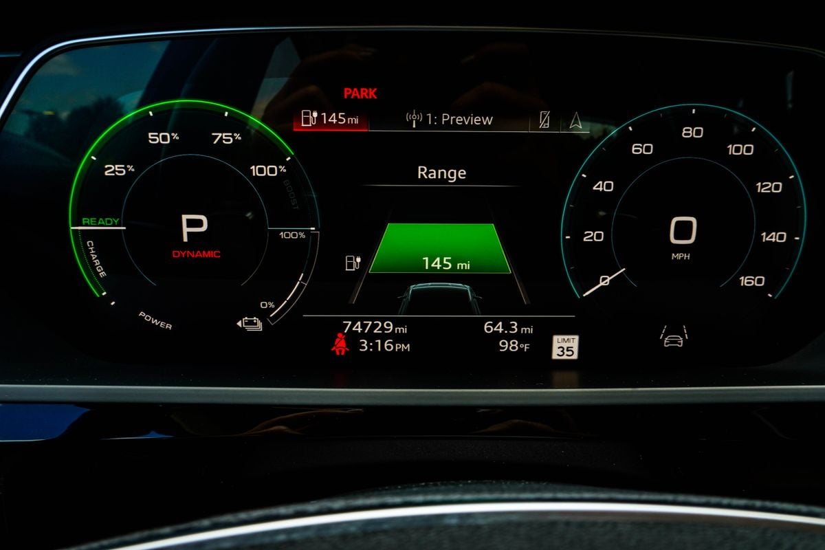 2024 Audi Q8 e-tron Premium Plus quattro