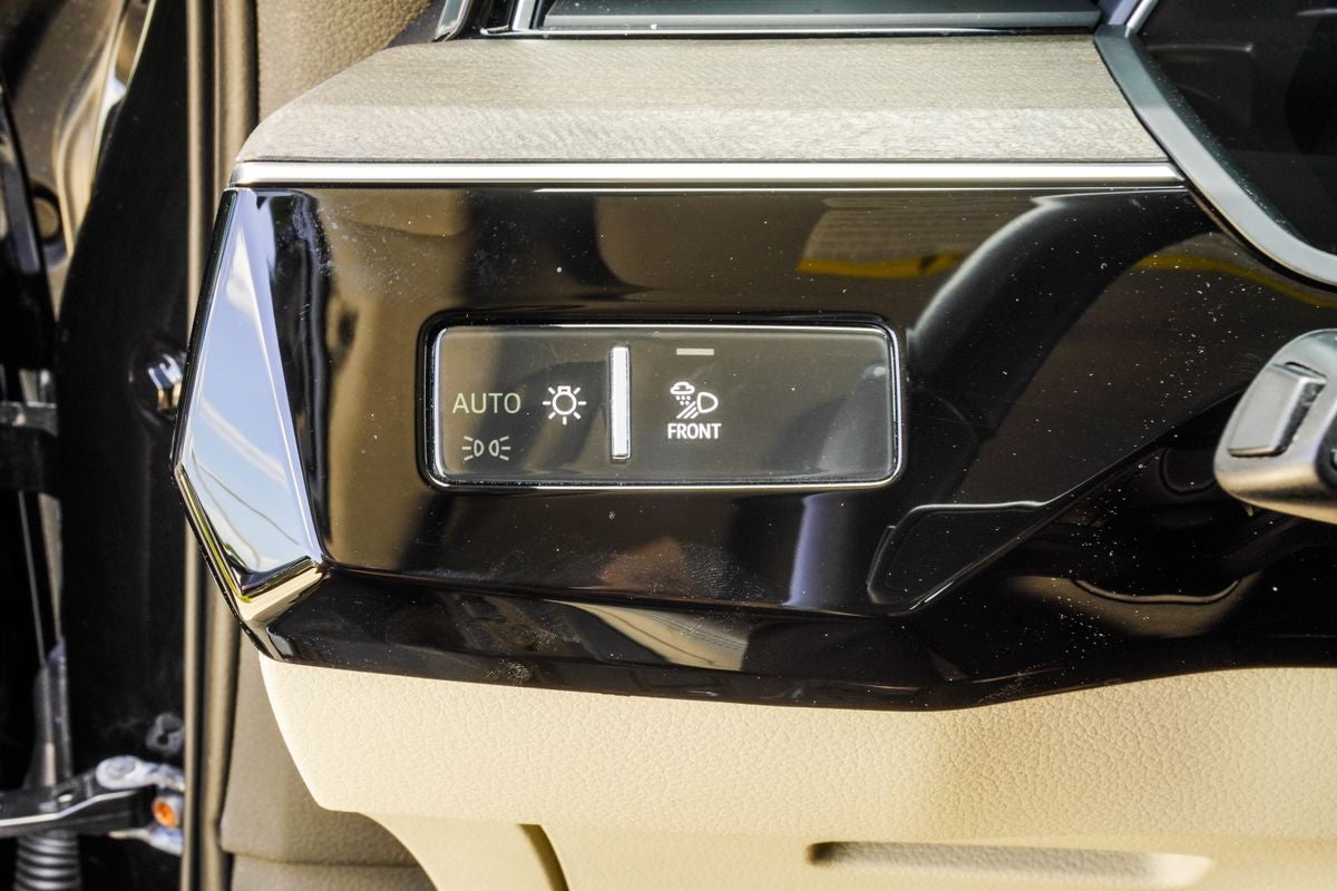 2024 Audi Q8 e-tron Premium Plus quattro