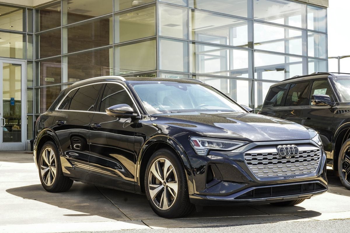 2024 Audi Q8 e-tron Premium Plus quattro