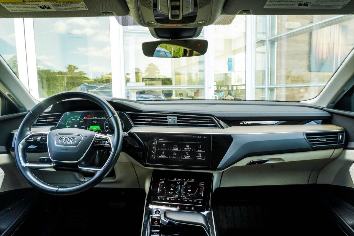 2024 Audi Q8 e-tron Premium Plus quattro