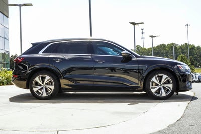 2024 Audi Q8 e-tron Premium Plus quattro