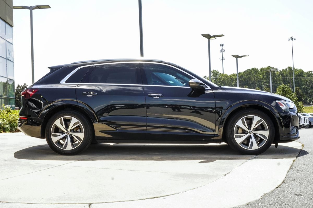 2024 Audi Q8 e-tron Premium Plus quattro