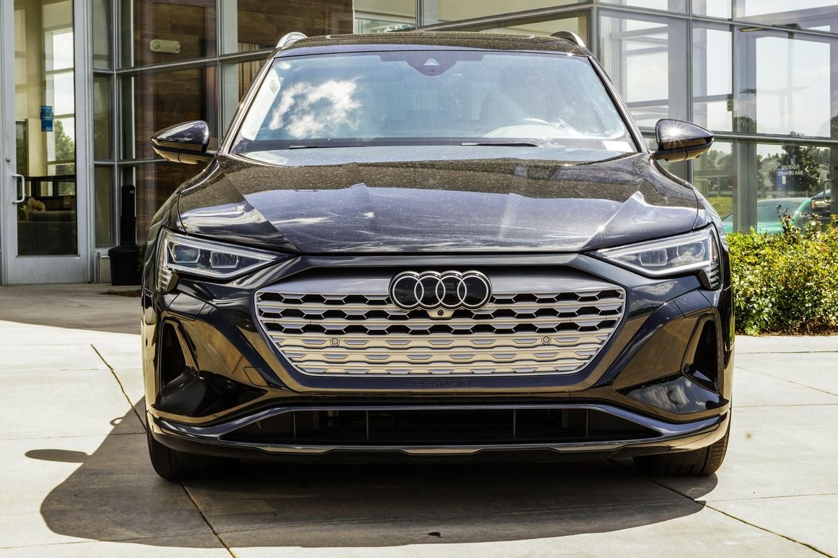 2024 Audi Q8 e-tron Premium Plus quattro