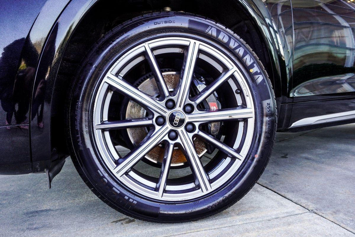 2023 Audi SQ5 Premium Plus quattro