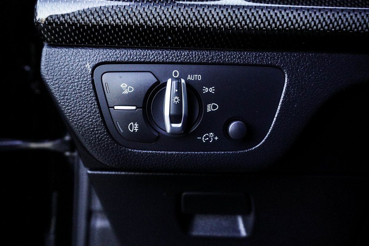 2023 Audi SQ5 Premium Plus quattro