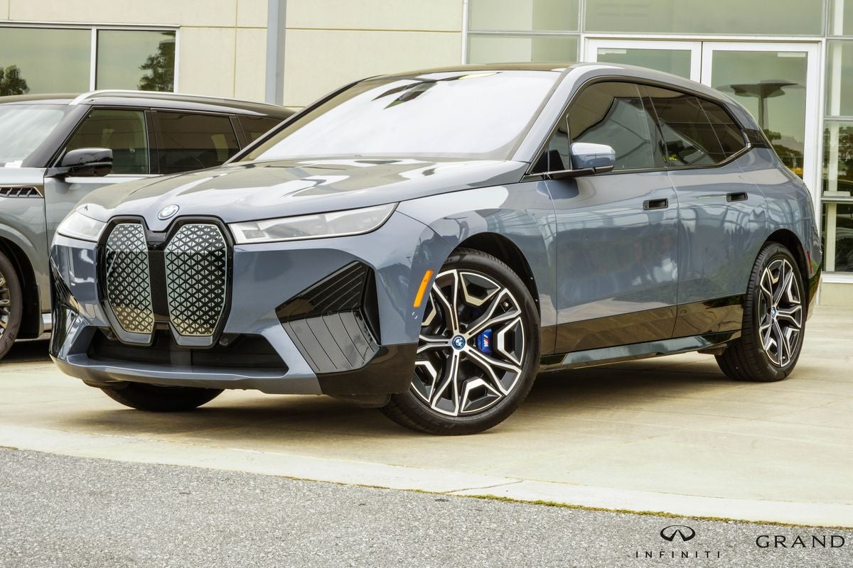 2023 BMW iX M60