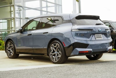 2023 BMW iX M60