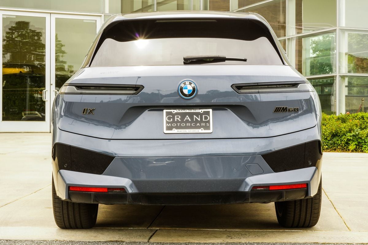 2023 BMW iX M60