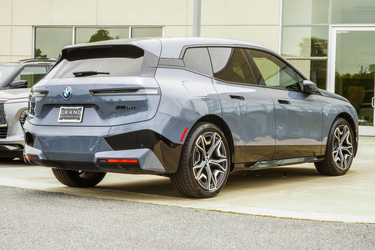 2023 BMW iX M60