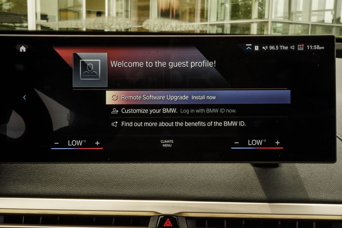 2023 BMW iX M60