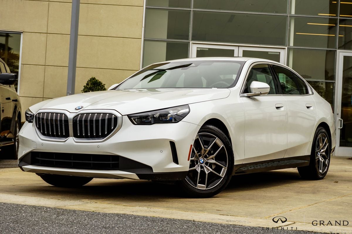 2026 BMW 5 Series 530i xDrive