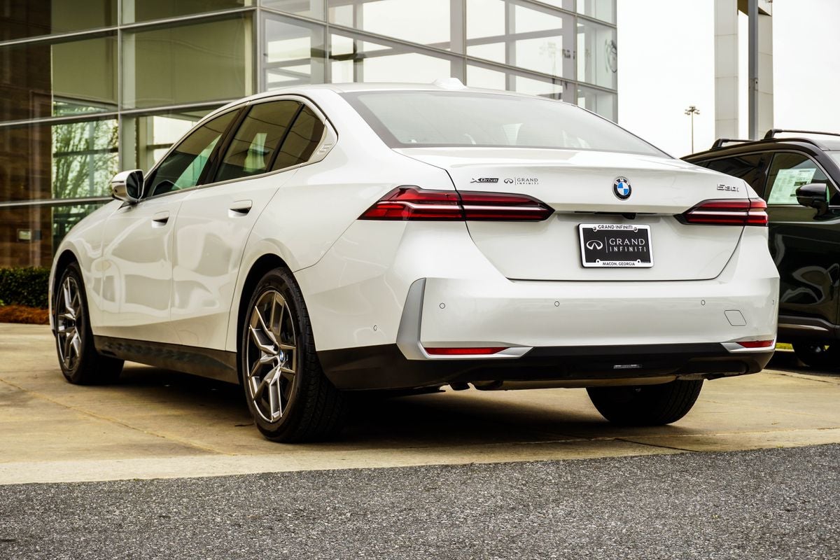 2026 BMW 5 Series 530i xDrive