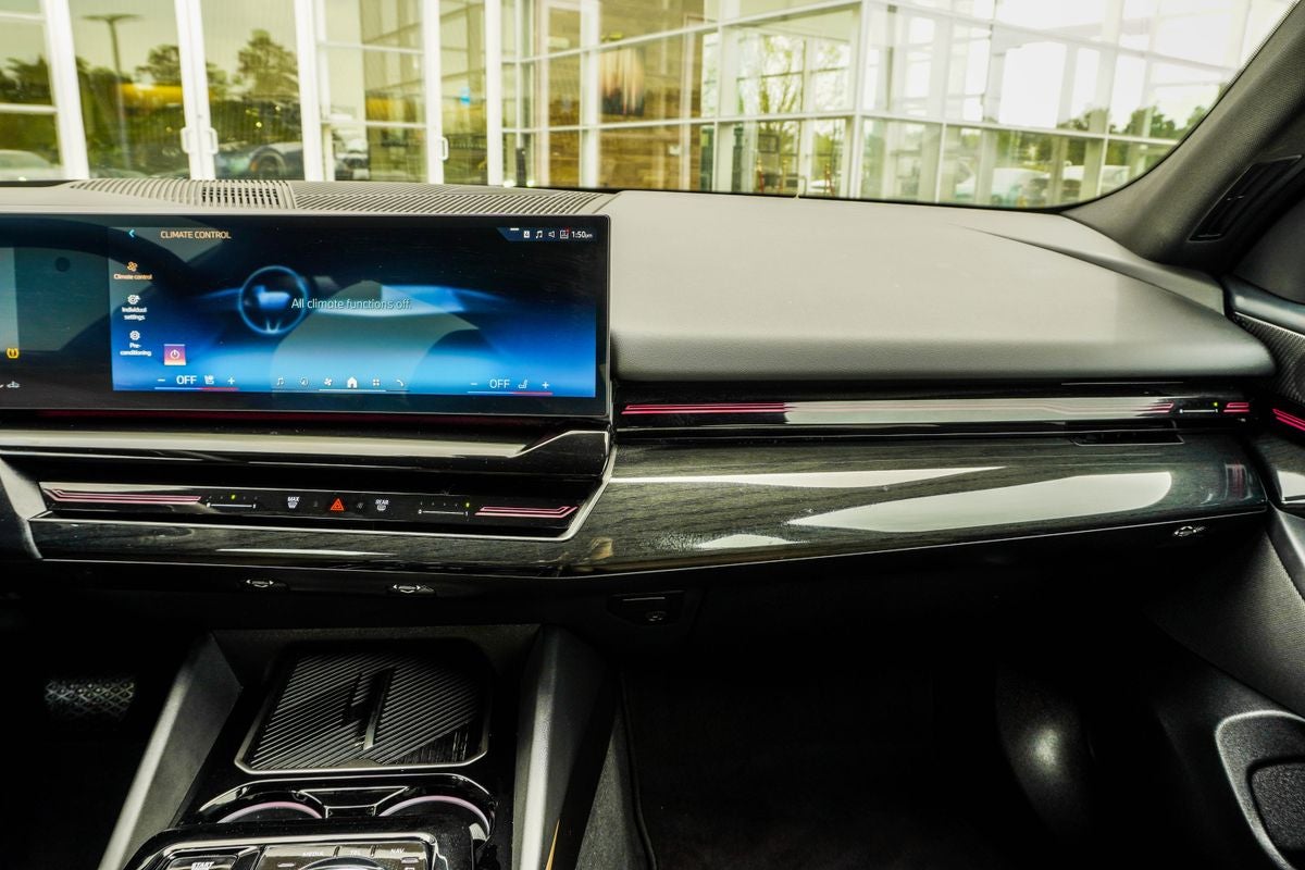 2026 BMW 5 Series 530i xDrive