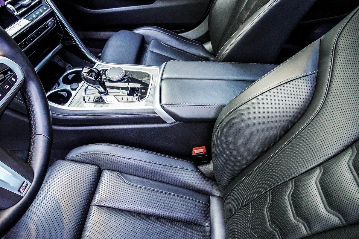 2025 BMW 8 Series 840