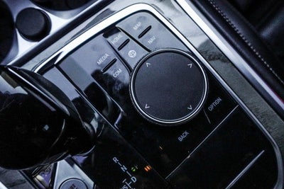 2025 BMW 8 Series 840