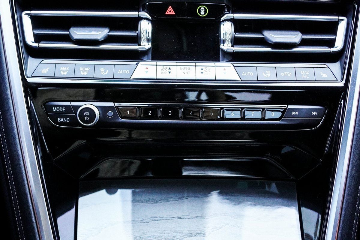 2025 BMW 8 Series 840