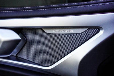 2025 BMW 8 Series 840