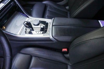 2025 BMW 8 Series 840