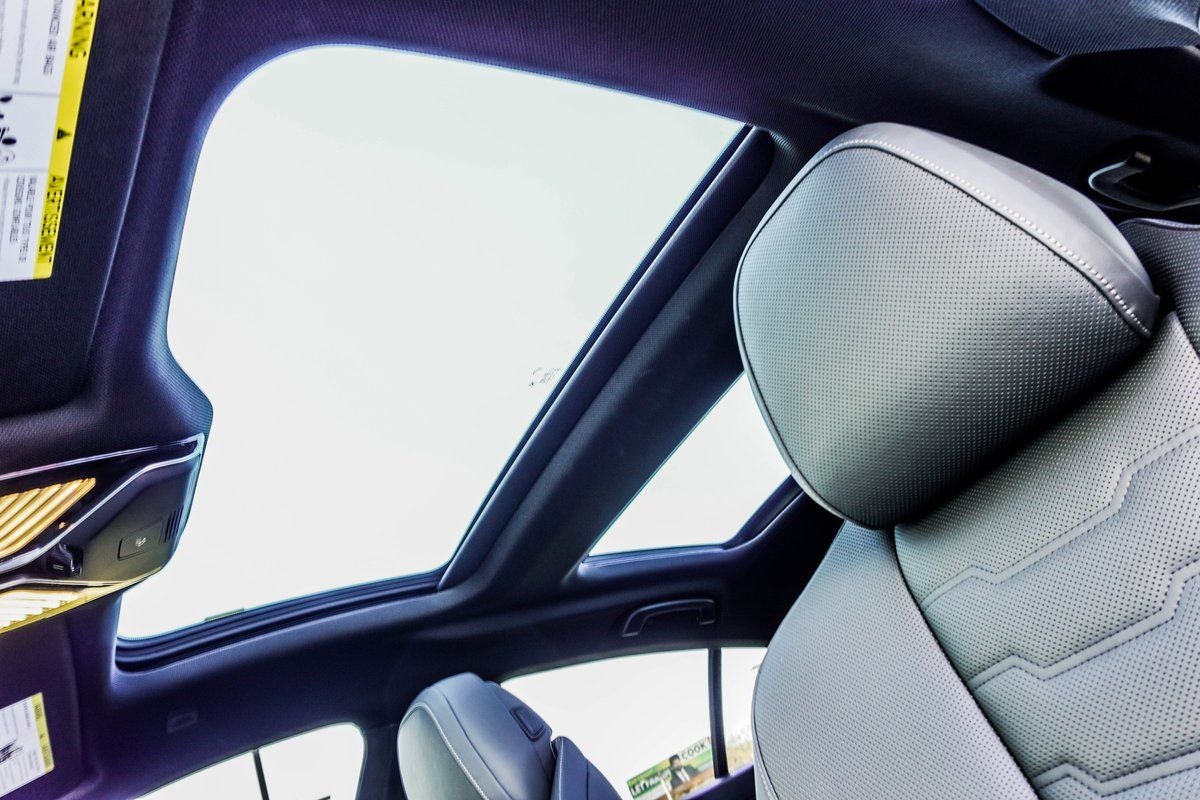 2025 BMW 8 Series 840