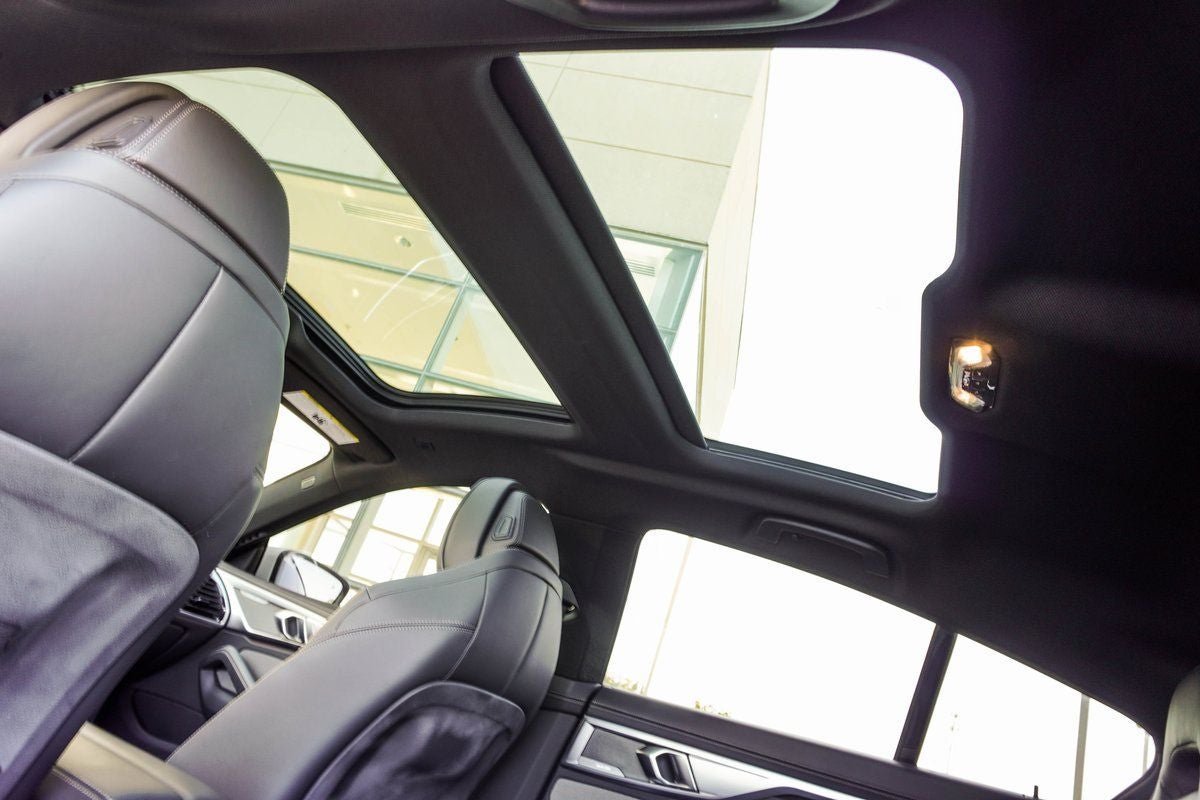 2025 BMW 8 Series 840