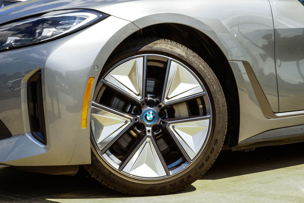 2024 BMW i4 eDrive40