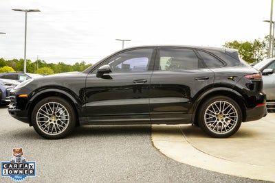 2023 Porsche Cayenne Platinum Edition