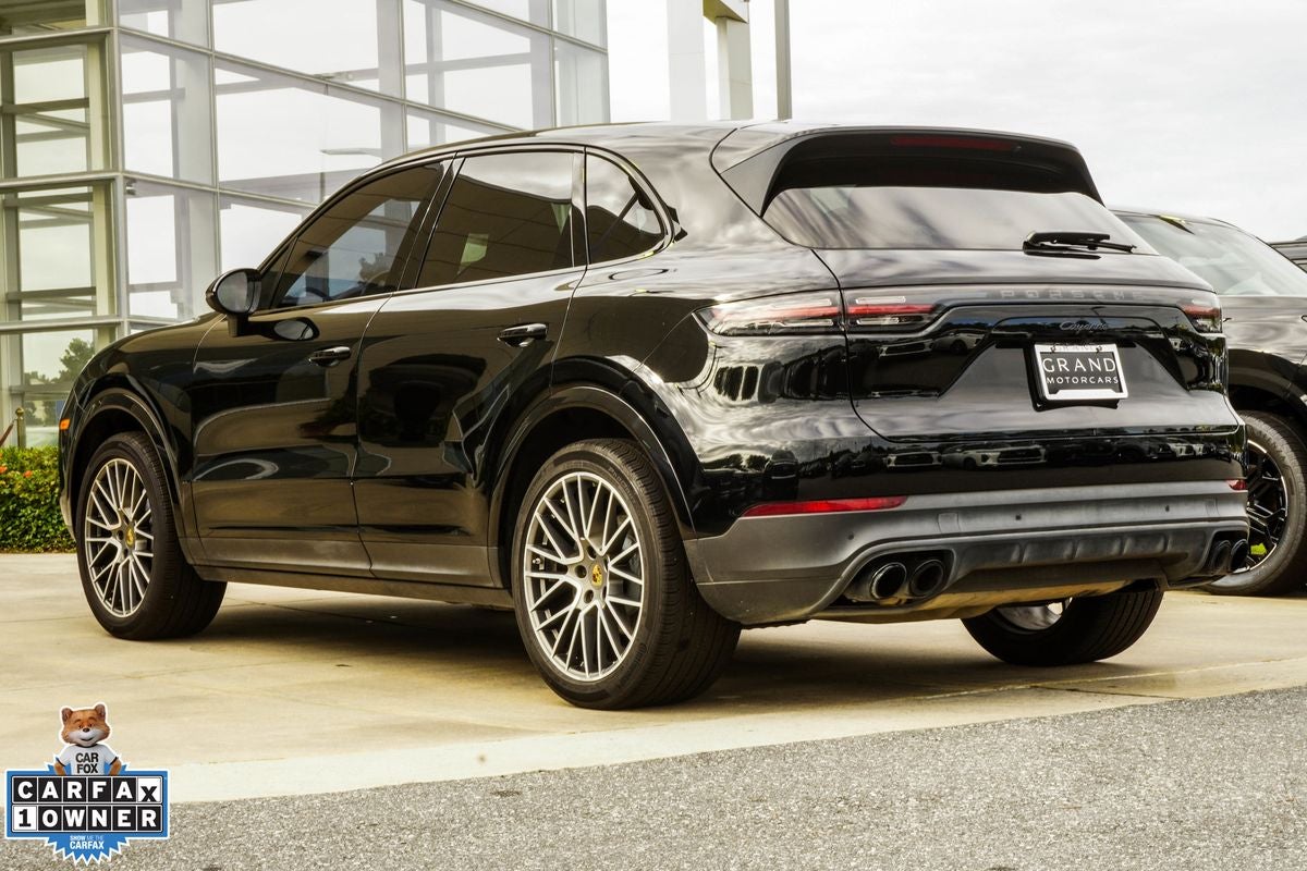 2023 Porsche Cayenne Platinum Edition