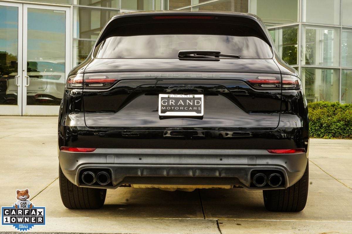 2023 Porsche Cayenne Platinum Edition