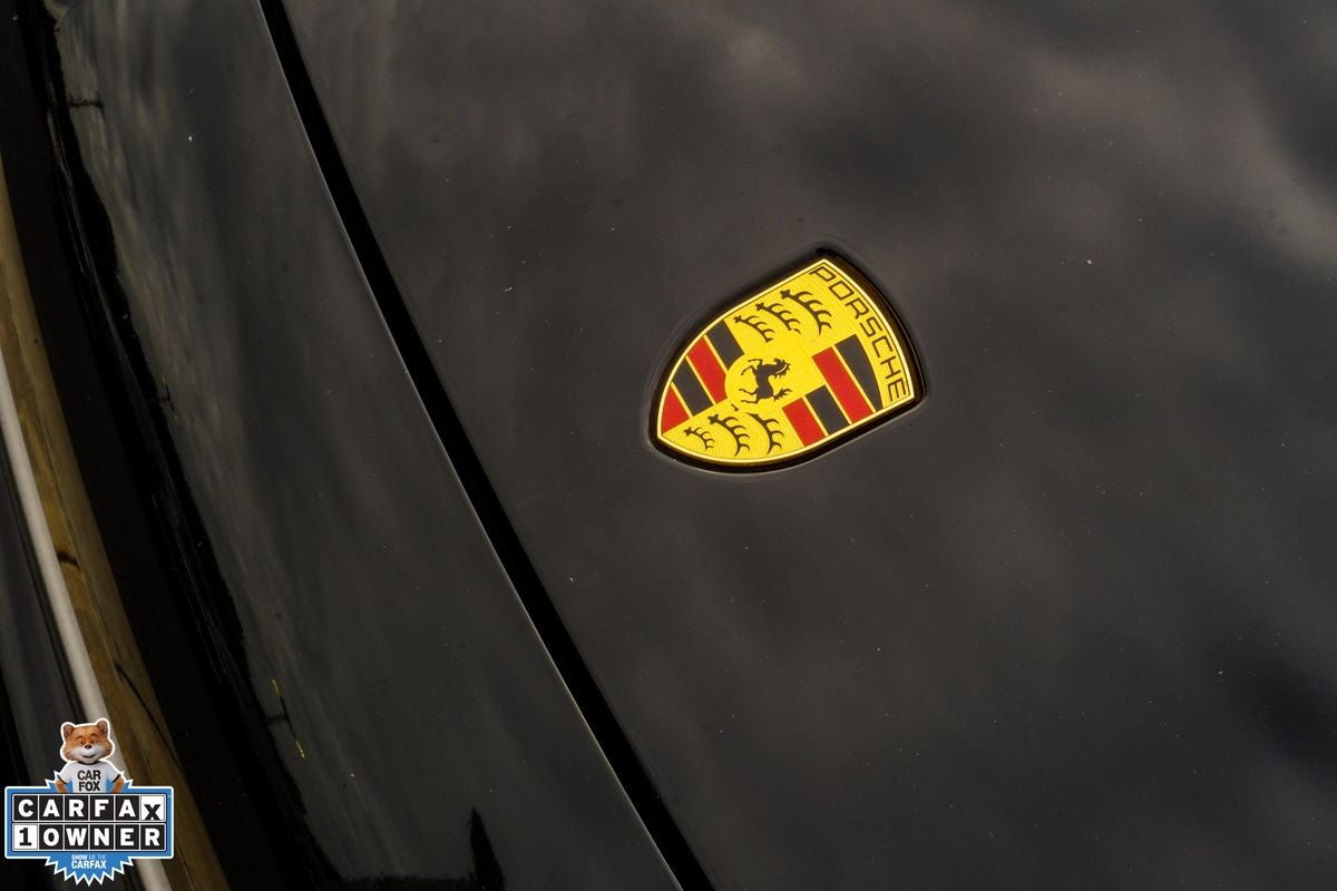 2023 Porsche Cayenne Platinum Edition