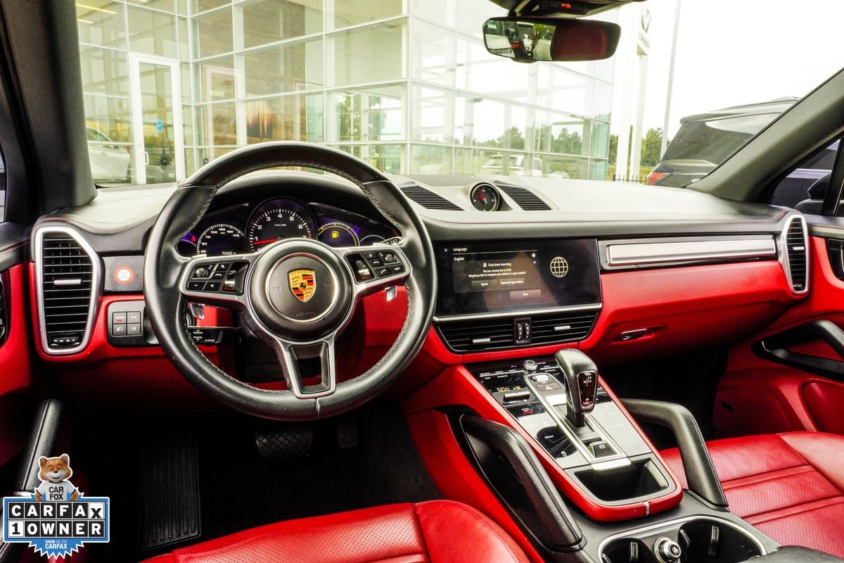 2023 Porsche Cayenne Platinum Edition