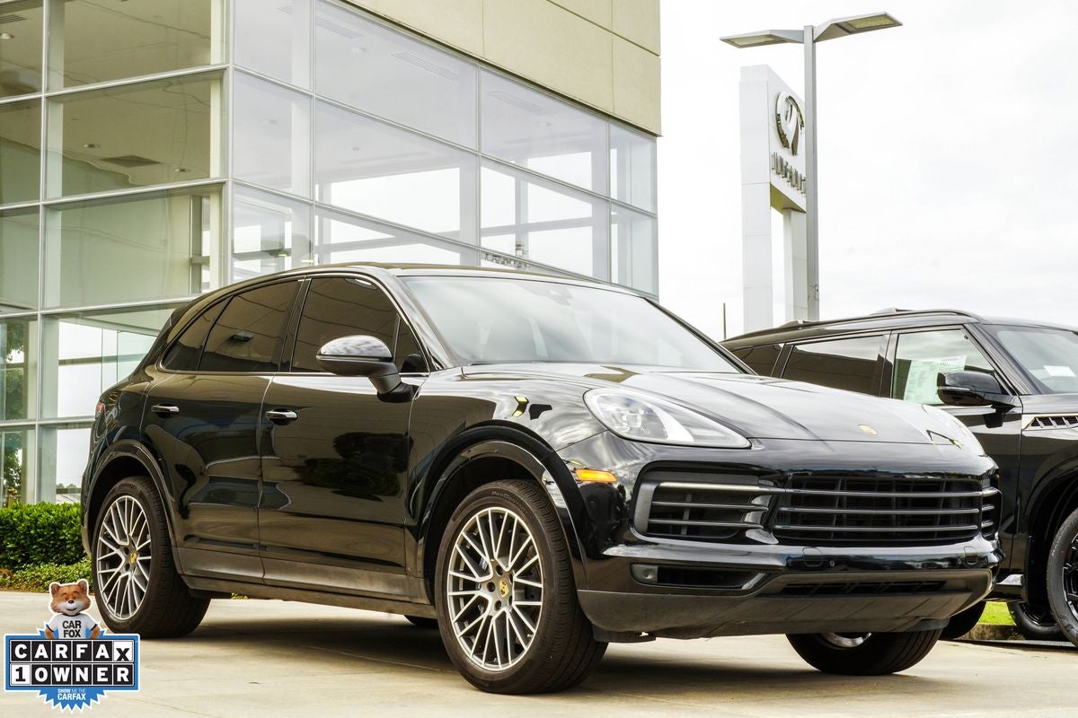 2023 Porsche Cayenne Platinum Edition