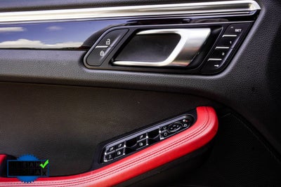 2021 Porsche Macan S