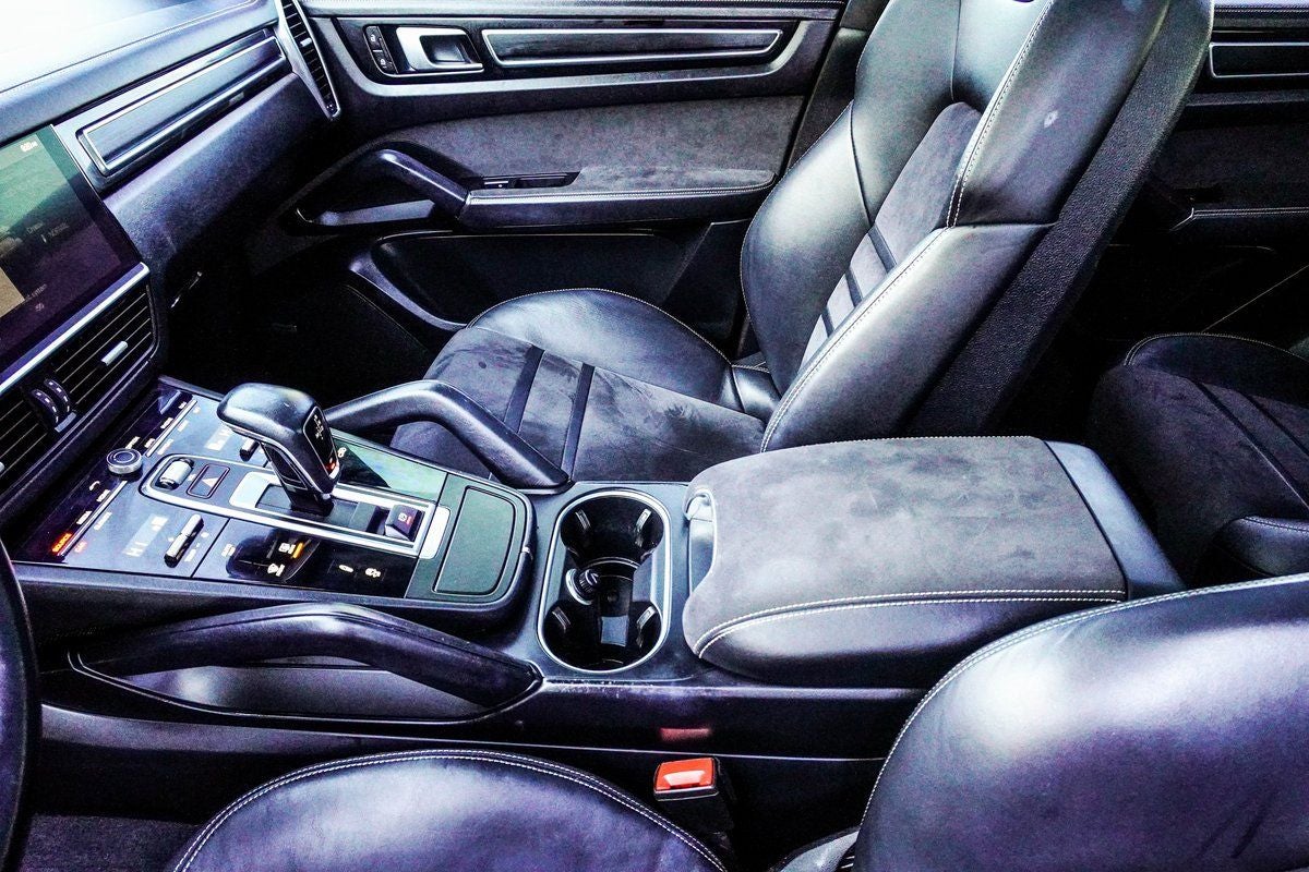 2021 Porsche Cayenne GTS