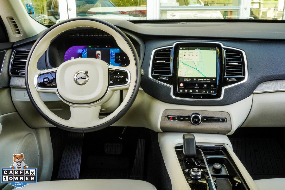 2025 Volvo XC90 B6 Plus 7-Seater