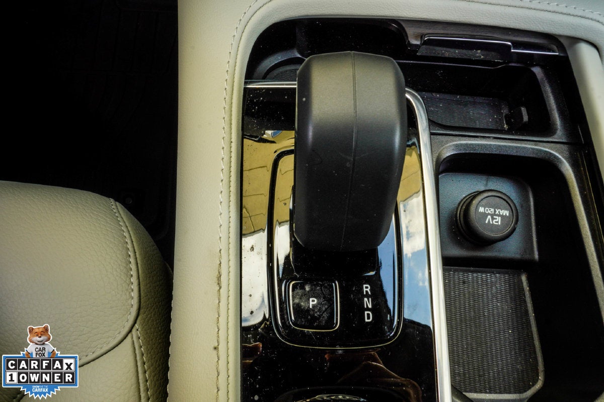 2025 Volvo XC90 B6 Plus 7-Seater