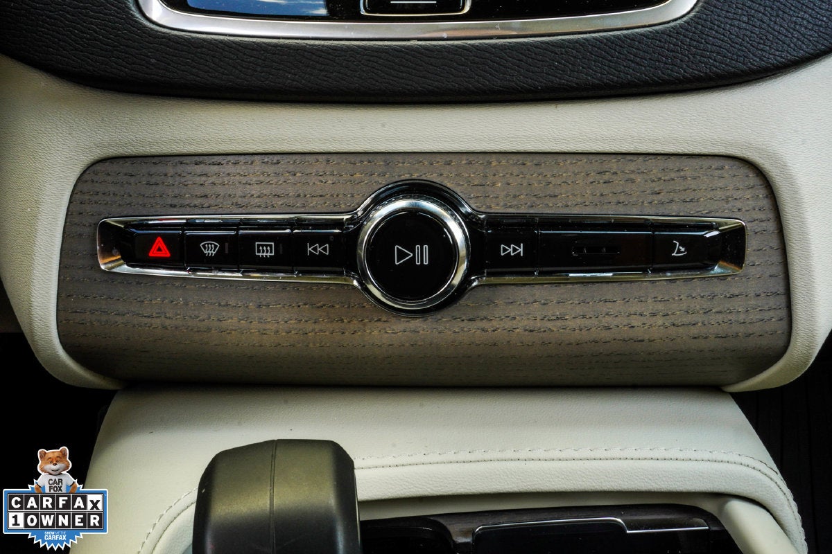 2025 Volvo XC90 B6 Plus 7-Seater