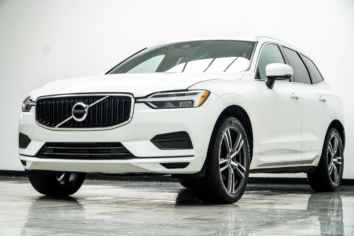 2020 Volvo XC60 T5 Momentum