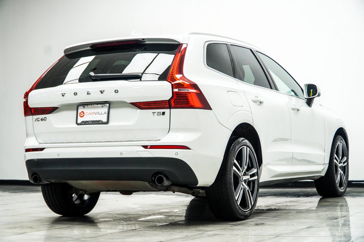 2020 Volvo XC60 T5 Momentum